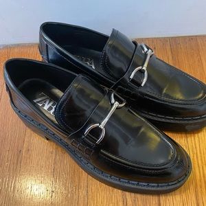 Zara loafers only worn once!